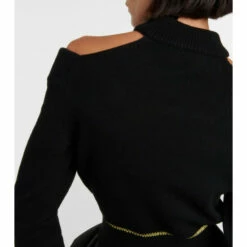 Alexander McQueen Cold Shoulder Wool Sweater -Alexander McQueen Sales Store unnamed file 1371