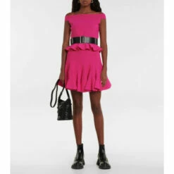 Alexander McQueen Off-shoulder Peplum Top