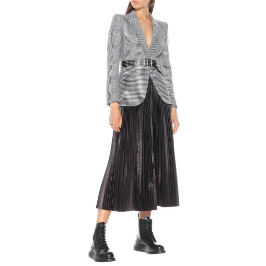 Alexander McQueen Leather Ankle Boots 1 Alexander McQueen Leather Ankle Boots