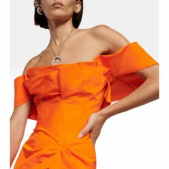 Alexander McQueen Off-shoulder Faille Maxi Dress -Alexander McQueen Sales Store unnamed file 1614