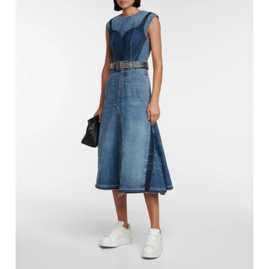 Alexander McQueen Oversized Shearling-trimmed Leather Sneakers 1 Alexander McQueen Oversized Shearling-trimmed Leather Sneakers