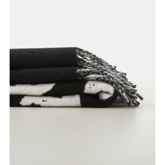 Alexander McQueen Jacquard Wool Blanket 3 Alexander McQueen Jacquard Wool Blanket - Image 3