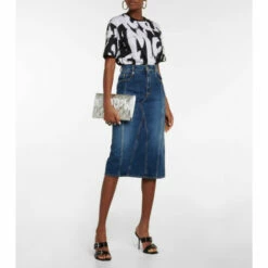 Alexander McQueen Jewelled Logo Metallic Leather Clutch 8 Alexander McQueen Jewelled Logo Metallic Leather Clutch -Alexander McQueen Sales Store unnamed file 2262