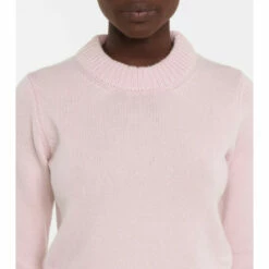 Alexander McQueen Cashmere Sweater 6 Alexander McQueen Cashmere Sweater -Alexander McQueen Sales Store unnamed file 2342