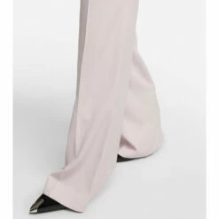 Alexander McQueen Mid-rise Flared Crêpe Pants 7 Alexander McQueen Mid-rise Flared Crêpe Pants -Alexander McQueen Sales Store unnamed file 303