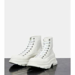 Alexander McQueen Tread Slick Canvas Boots 8 Alexander McQueen Tread Slick Canvas Boots -Alexander McQueen Sales Store unnamed file 337