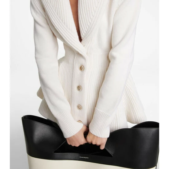 Alexander McQueen Wool Cardigan 4 Alexander McQueen Wool Cardigan - Image 4