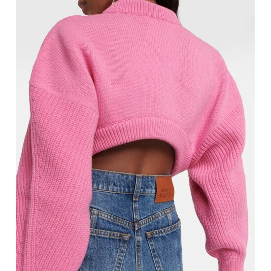 Alexander McQueen Oversized Cropped Wool Sweater 4 Alexander McQueen Oversized Cropped Wool Sweater - Image 4