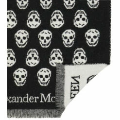 Alexander McQueen Skull Wool Scarf -Alexander McQueen Sales Store unnamed file 600