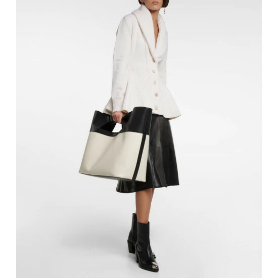 Alexander McQueen The Bow Leather Tote Bag 4 Alexander McQueen The Bow Leather Tote Bag - Image 4