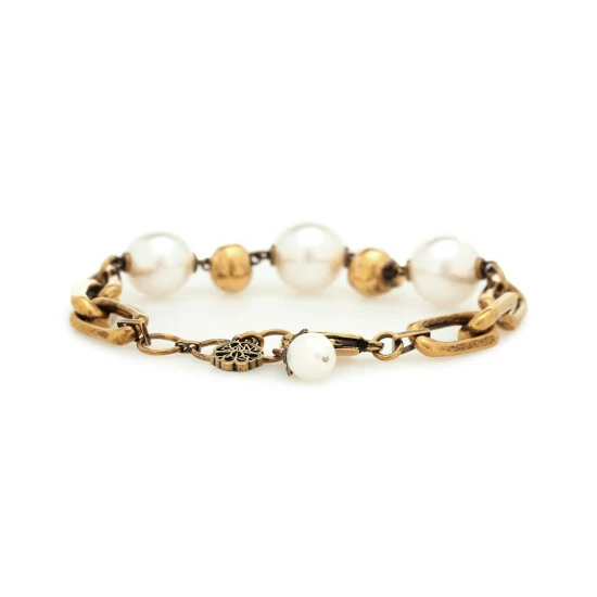 Alexander McQueen Faux Pearl Chain Bracelet 1 Alexander McQueen Faux Pearl Chain Bracelet