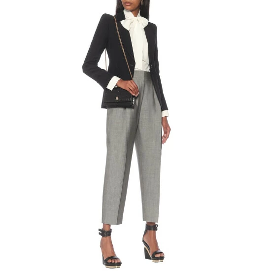 Alexander McQueen Skull Small Leather Crossbody Bag 4 Alexander McQueen Skull Small Leather Crossbody Bag - Image 4