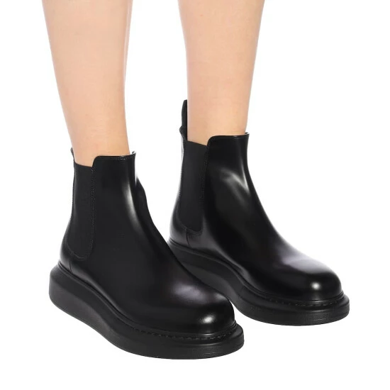 Alexander McQueen Leather Chelsea Boots 3 Alexander McQueen Leather Chelsea Boots - Image 3